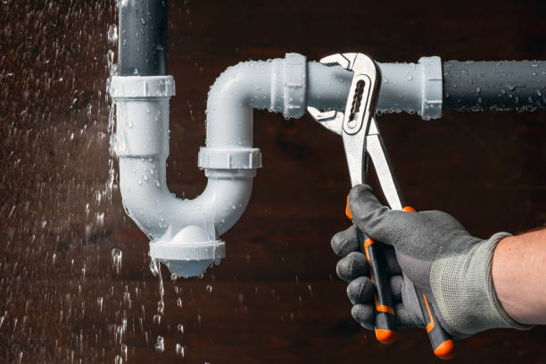 Professional Leak Detection technician working in Daleville, VA